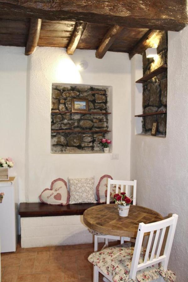 Torre Iolanda Bed and Breakfast Campagnano Di Roma Eksteriør billede